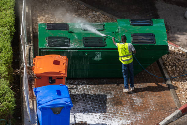 Best Concrete Pressure Washing  in Weatogue, CT